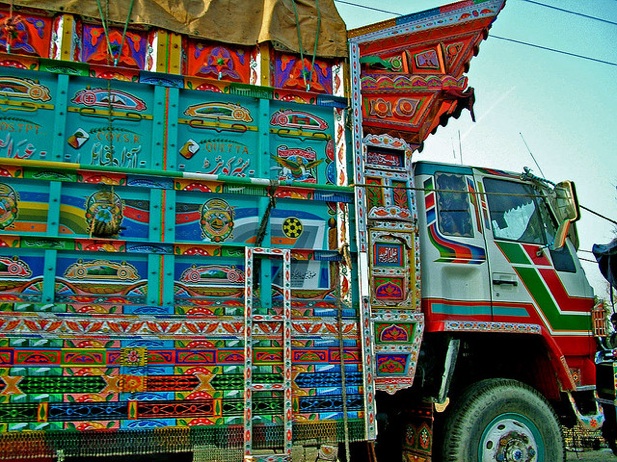 Paksitani_truck_art, truck_art_from_pakistan, traditional_pakistani_art, pakistani_trucks